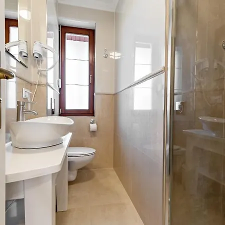 Nad Woda - Layla アパートホテル